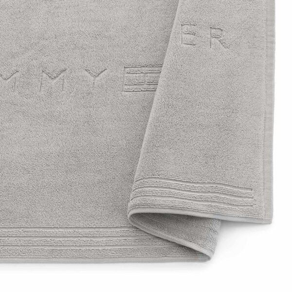 0125201_221453-tommy-hilfiger-9583808-pataki-mpaniou-legend-grey-silver-1